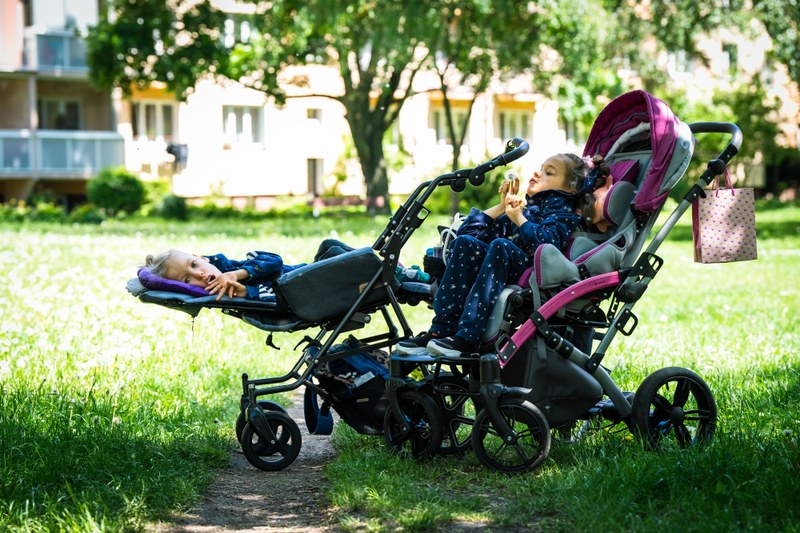 Charitativní sbírka premiérově podpoří dvojčata