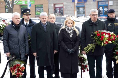 Lidé dnes uctili památku obětí tragické události z prosince roku 2019. Foto: Fakultní nemocnice Ostrava