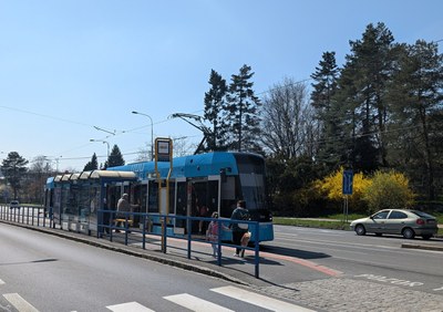 Dopravní podnik renovuje zastávky MHD