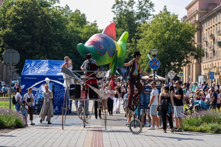 Žánrová pestrost Festivalu v ulicích obohatí Porubany i návštěvníky obvodu
