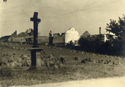Zničené porubské usedlosti. Foto: Archiv města Ostravy