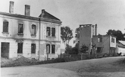 Bojemi zničené domy na Klimkovické ulici. Foto: archiv ÚMOb Poruba