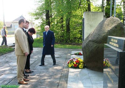 29.4.2009 – Pietní místo čekají změny