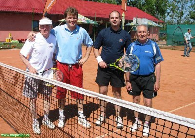 30.4.2009 – Šedesát seniorů zápolilo v pěti sportovních disciplínách