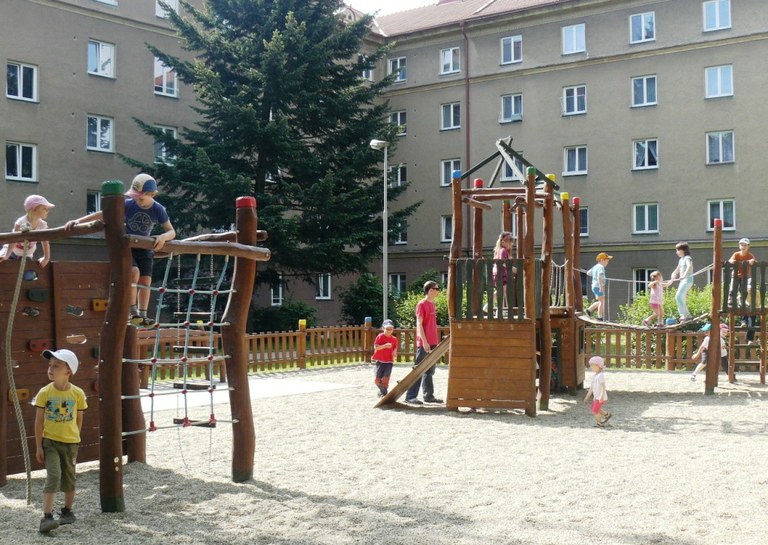 Hlasujte pro Rákosníčkovo hřiště