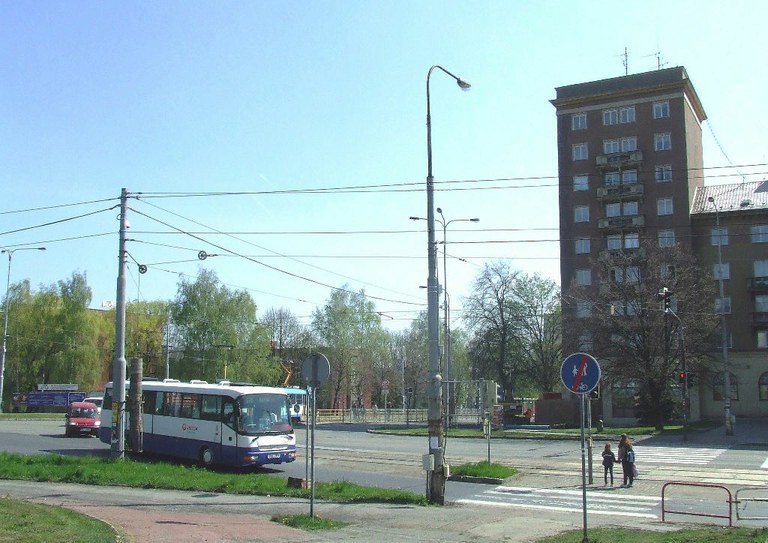 Dopravní komplikace u Slovanu