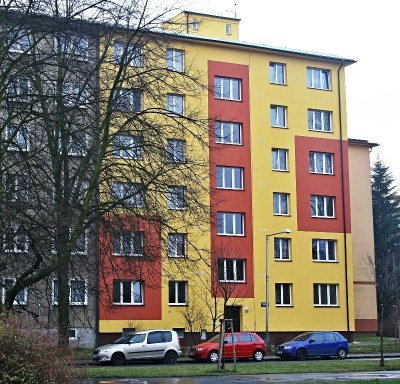 Městský obvod loni investoval do oprav bytových domů třicet milionů korun