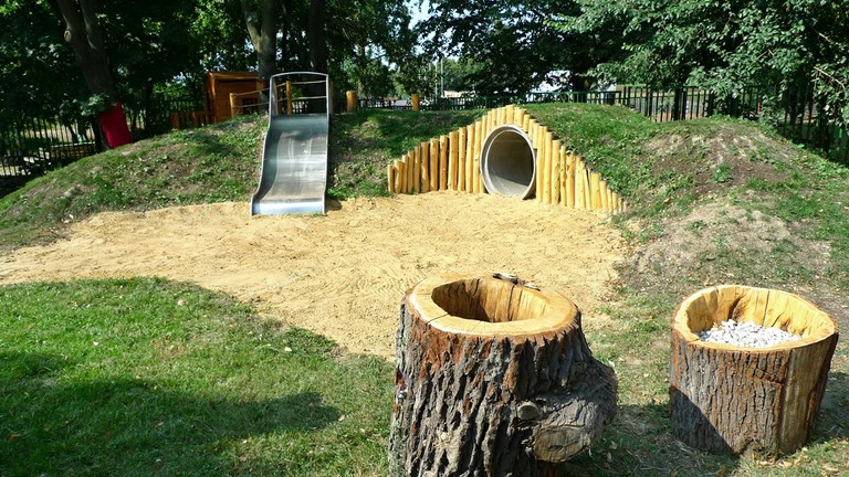 Školky mají nové zahrady