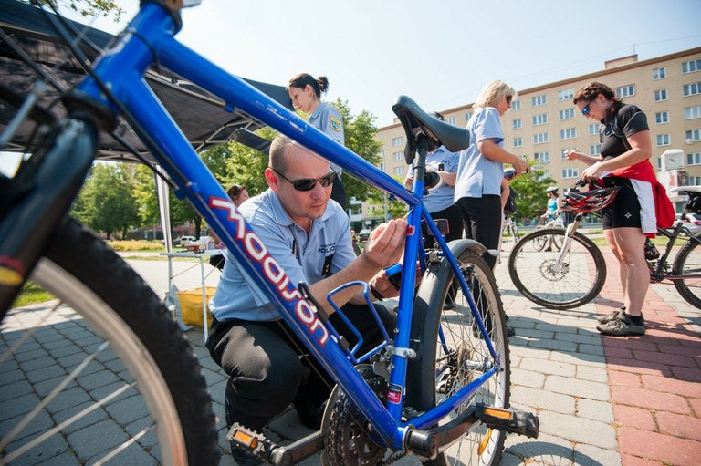 Strážníci označují kola syntetickou DNA i v září