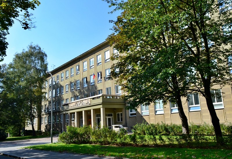 Wichterlovu gymnáziu už je šedesát 