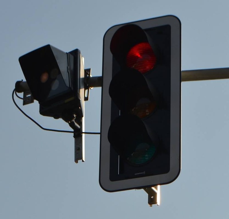 Křižovatku řídí policisté