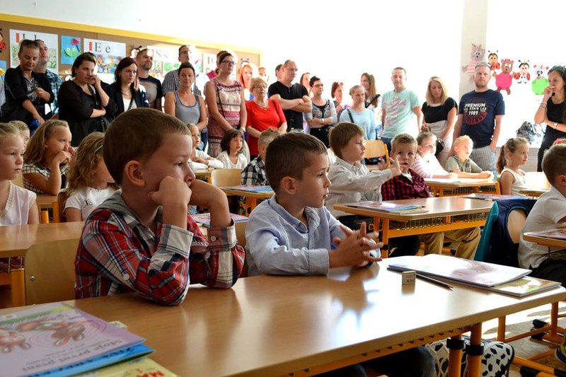 Skončily prázdniny, do lavic usedlo 5700 žáků