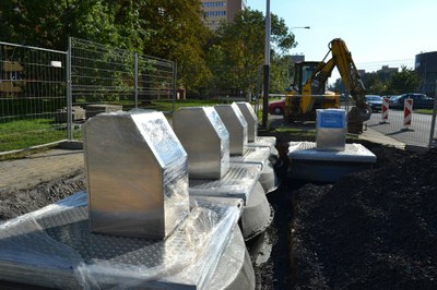 Nové podzemní kontejnery se staví na Bulharské