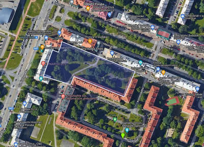 Dvůr u náměstí Jana Nerudy. Mapa: google.com