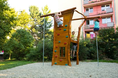Další hřiště hotovo. Díky Zelené Porubě