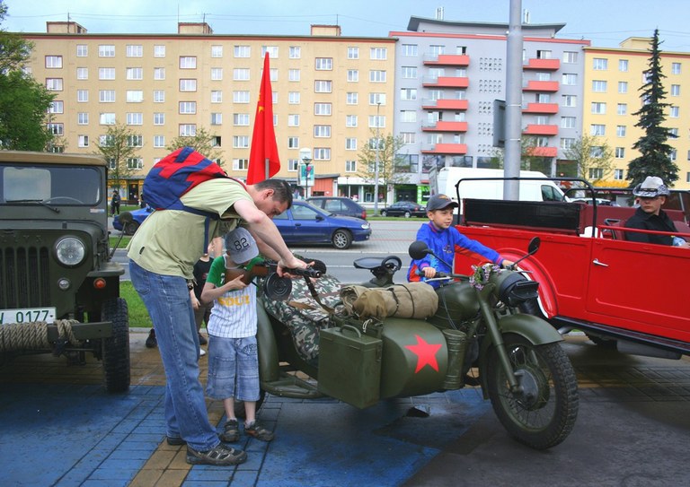 Den s vojenskou historickou technikou se vydařil