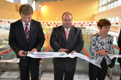 Porubané mají k dispozici další bazén