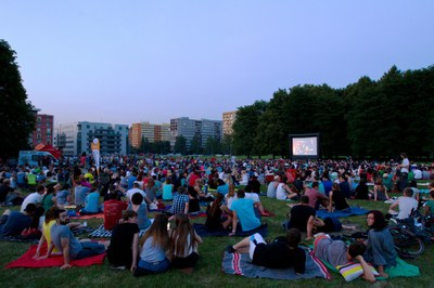 Porubské letní kino zahájí sezonu hudební romantickou komedií