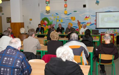 Radnice představila občanům projekt parkování na Alžírské ulici