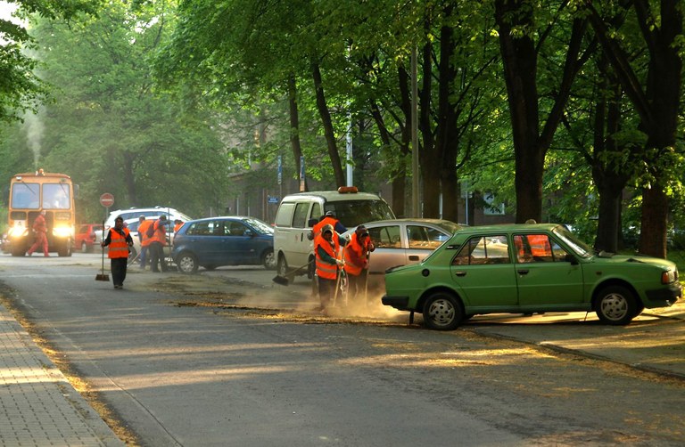 Rajonové čištění komunikací začne v polovině dubna
