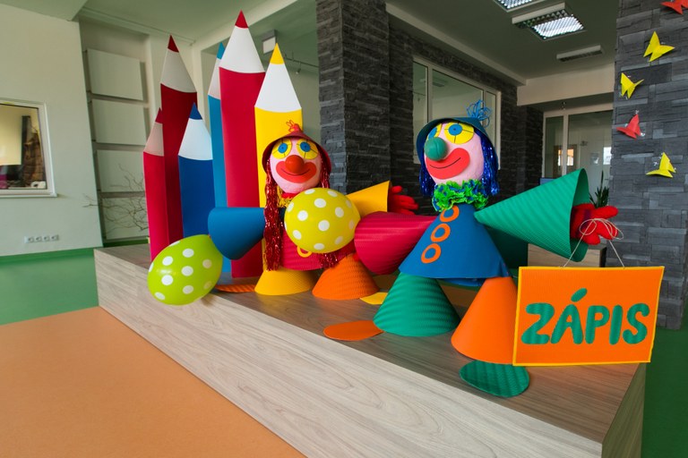 Zápisy dětí do 1. tříd základních škol budou začátkem dubna